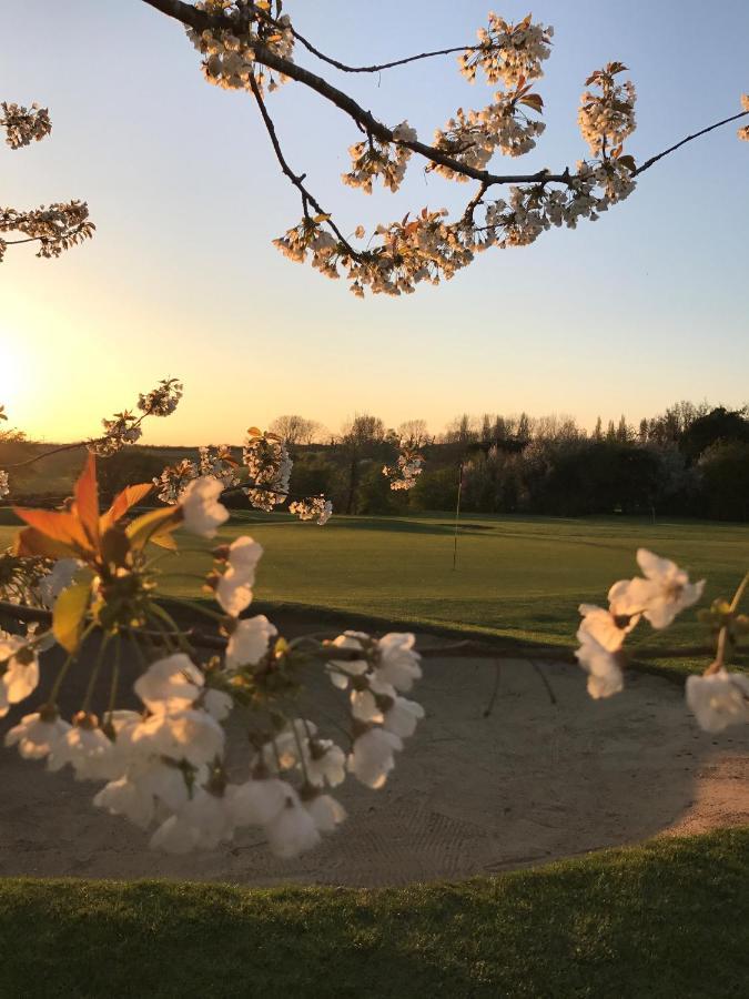 Woodland Manor Hotel Bedford Zewnętrze zdjęcie